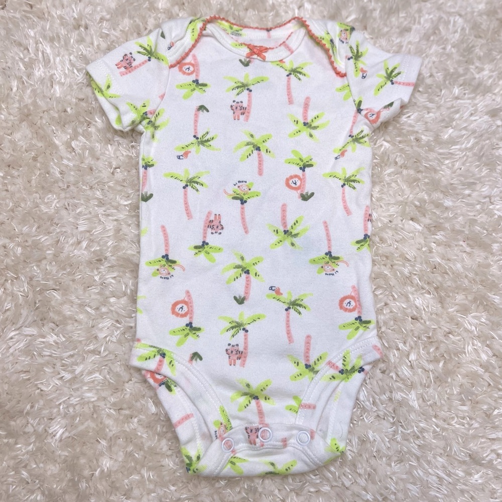 CARTER’S || Infant Bodysuit/Onesie (3M)